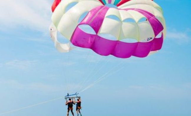 Parasailing: Tandem (Double) Parachut Flight with Speedboat