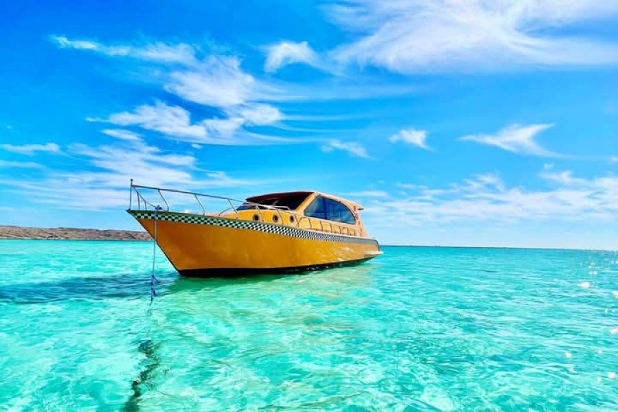 Island Only Boat Trip: Orange Bay, Hula Hula and more!