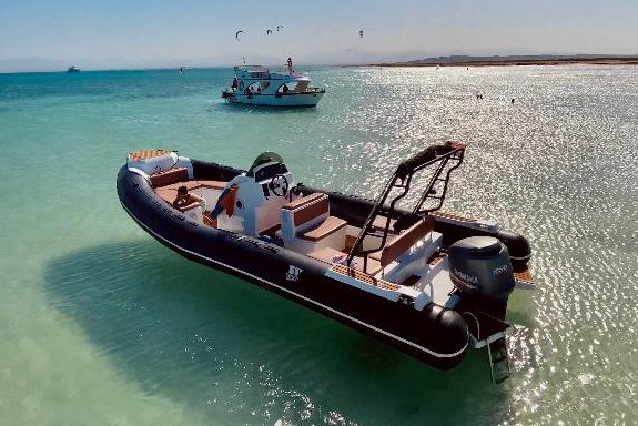 Private Speedboat 4