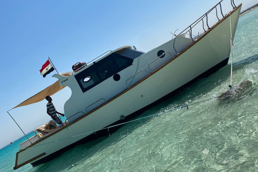Private Yacht “El Bond” – Rent with Crew